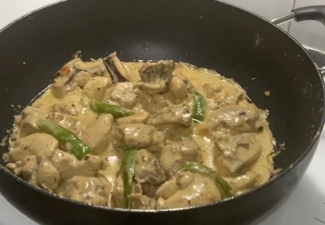 White Chicken Karahi Recipe